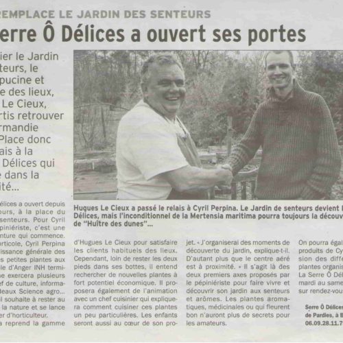 Hugues Le Cieux et Cyril Perpina-Depeche du bassin 24-03-16 Passation d'huîtres végétales entre M. Le Cieux - Jardin des senteurs et Cyril Perpina - Serre Ô Délices